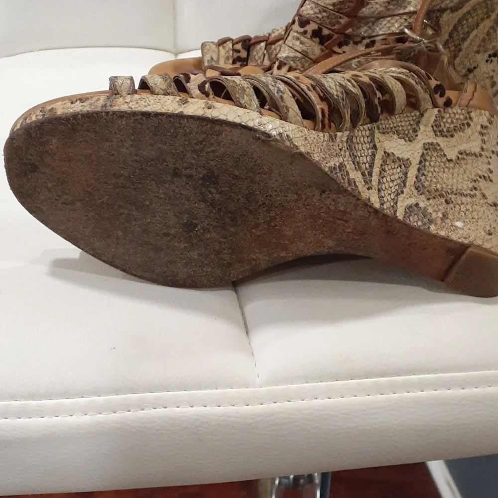 Cole haan snake skin/leather wedge size 9B